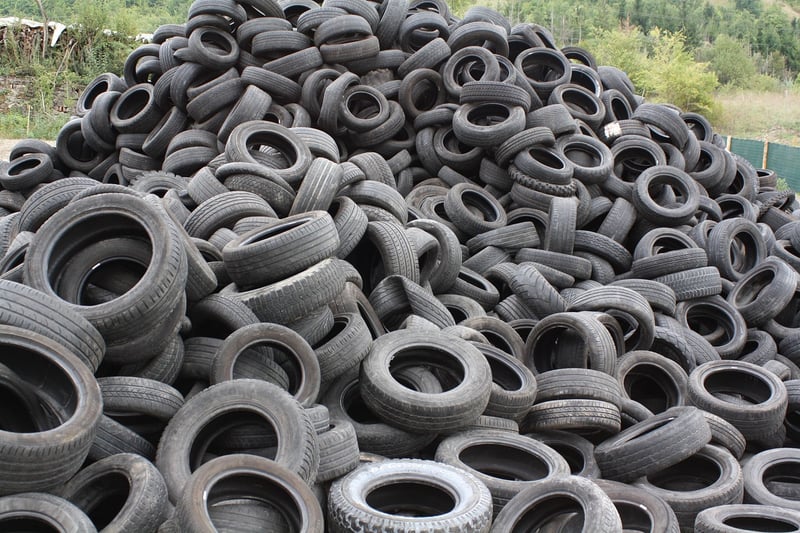 Tire Ottoman